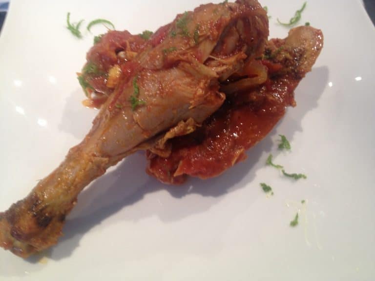 Recette de pintade avec du gingembre, du curcuma et du citron