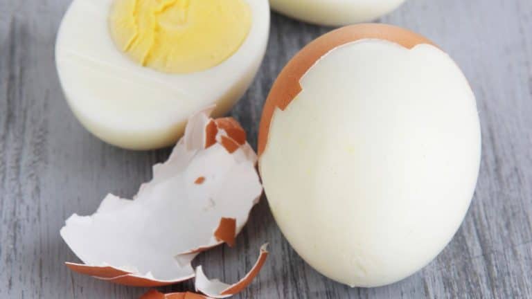 Manger trois œufs par jour éloigne le docteur