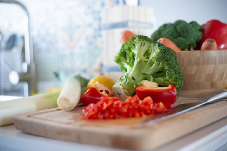 Quels sont les bienfaits des aliments crus sur la santé et l&rsquo;alimentation vivante ?