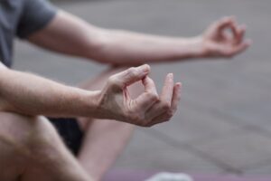 La méditation pleine conscience : clé de l’harmonie et de la sérénité ?